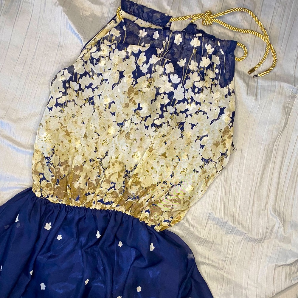 Women’s formal dress
